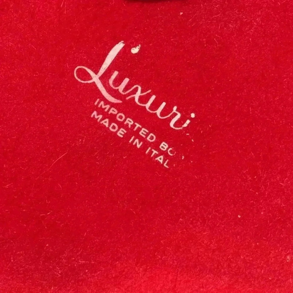 ?Originals by Lee Bury of Dallas Vintage Women’s Red Classic Wool Hat w/Ribbon main image 8